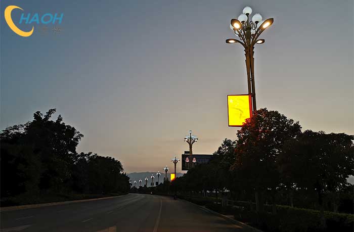 云南蒙自：LED灯杆屏点亮智慧城市新图景