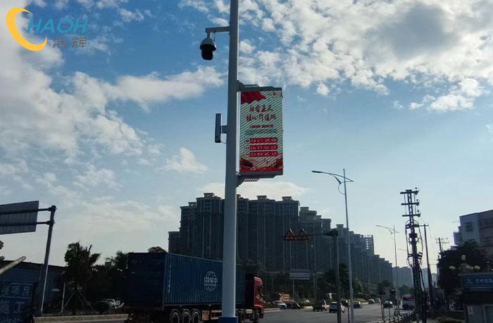 汕头潮阳区潮揭路LED灯杆屏落地应用案例