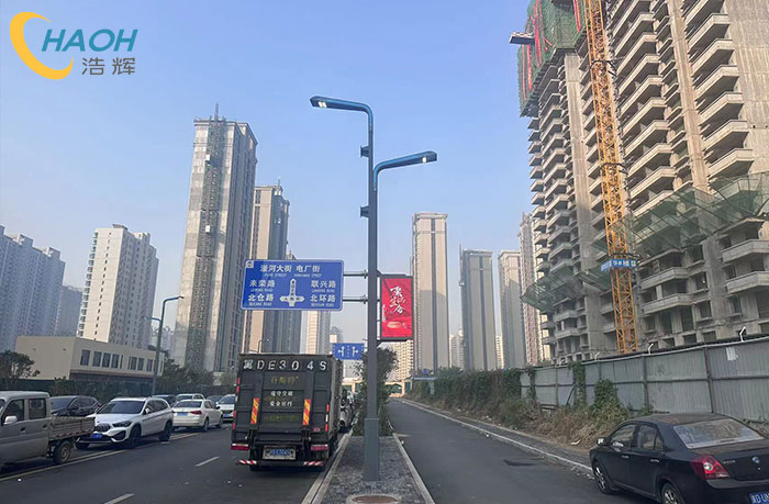 邯郸丛台区果园北路LED灯杆屏应用案例